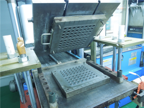 <a href='http://m.mhyyy.cn/Helps/dgongshidiboguijiaozh.html' class='keys' title='點(diǎn)擊查看關(guān)于硅膠制品廠家的相關(guān)信息' target='_blank'>硅膠制品廠家</a>