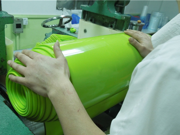 <a href='http://m.mhyyy.cn/Helps/dgongshidiboguijiaozh.html' class='keys' title='點擊查看關(guān)于硅膠制品廠家的相關(guān)信息' target='_blank'>硅膠制品廠家</a> 硅膠制品廠家